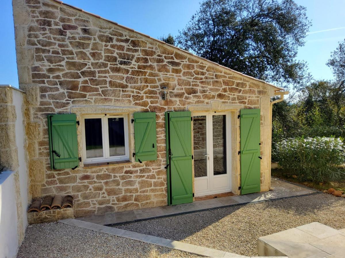 Studio Faillant Lorgues Spa Privatif Avec Superbe Piscine Luaran gambar